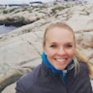 Meet your Posher, Holly